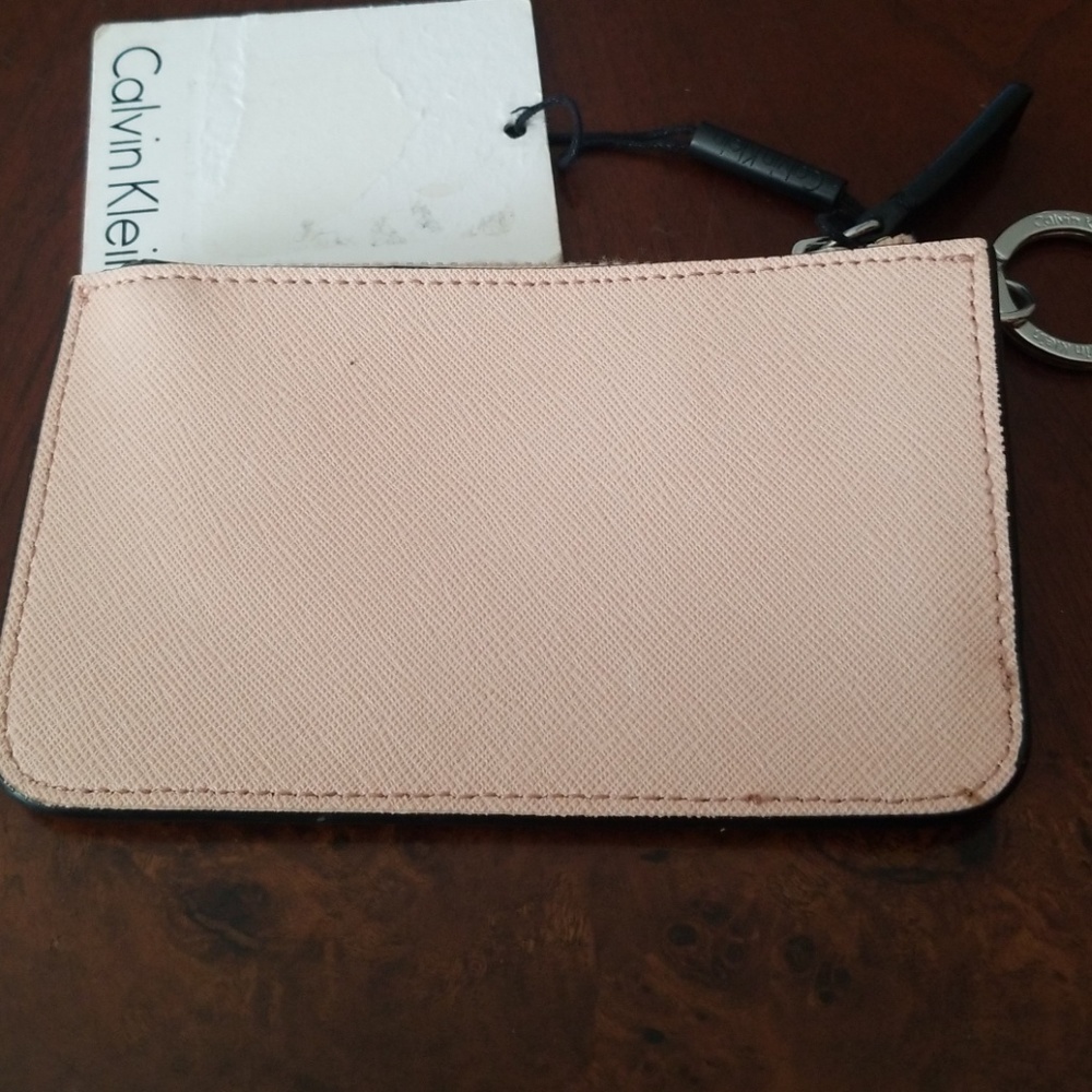 Calvin Klein Coin Key Wallet - Picture 3 of 4